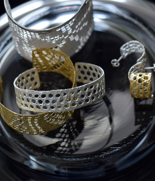 MAISON RUBUS.(メゾンルーバス)リコレクション シルバー レース