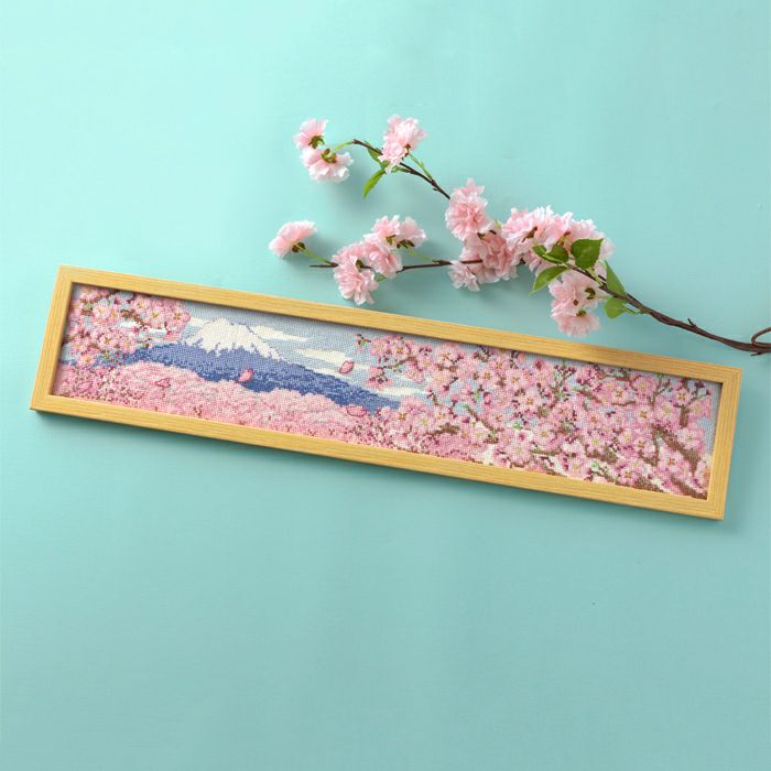 クロスステッチフレーム＜花桃リースのお雛様＞ | リバティ 生地