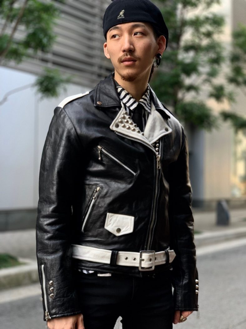 Levi's 70503 02 パッチ スタッズ レオパード柄 ブラックデニムベスト