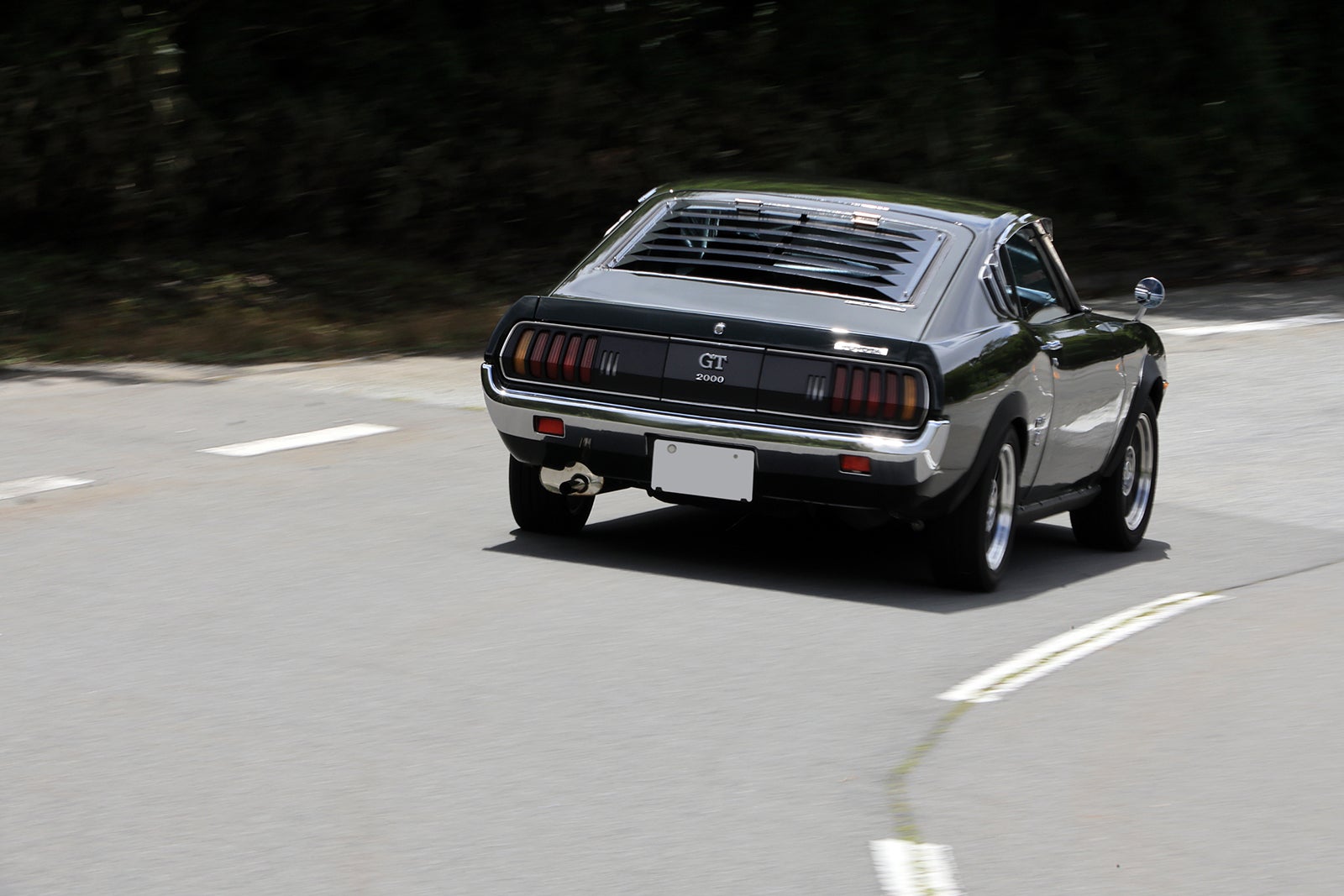 トヨタ・セリカ リフトバック2000GT（初代）を箱根で試乗。見た目は70