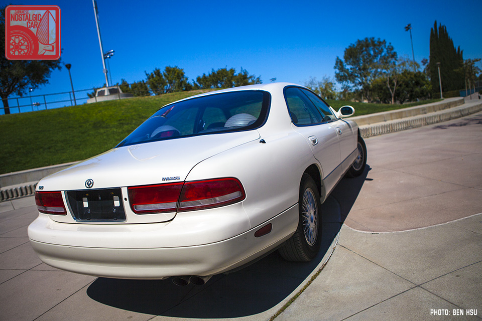 BACK ROADS: The HD Mazda 929 | Japanese Nostalgic Car
