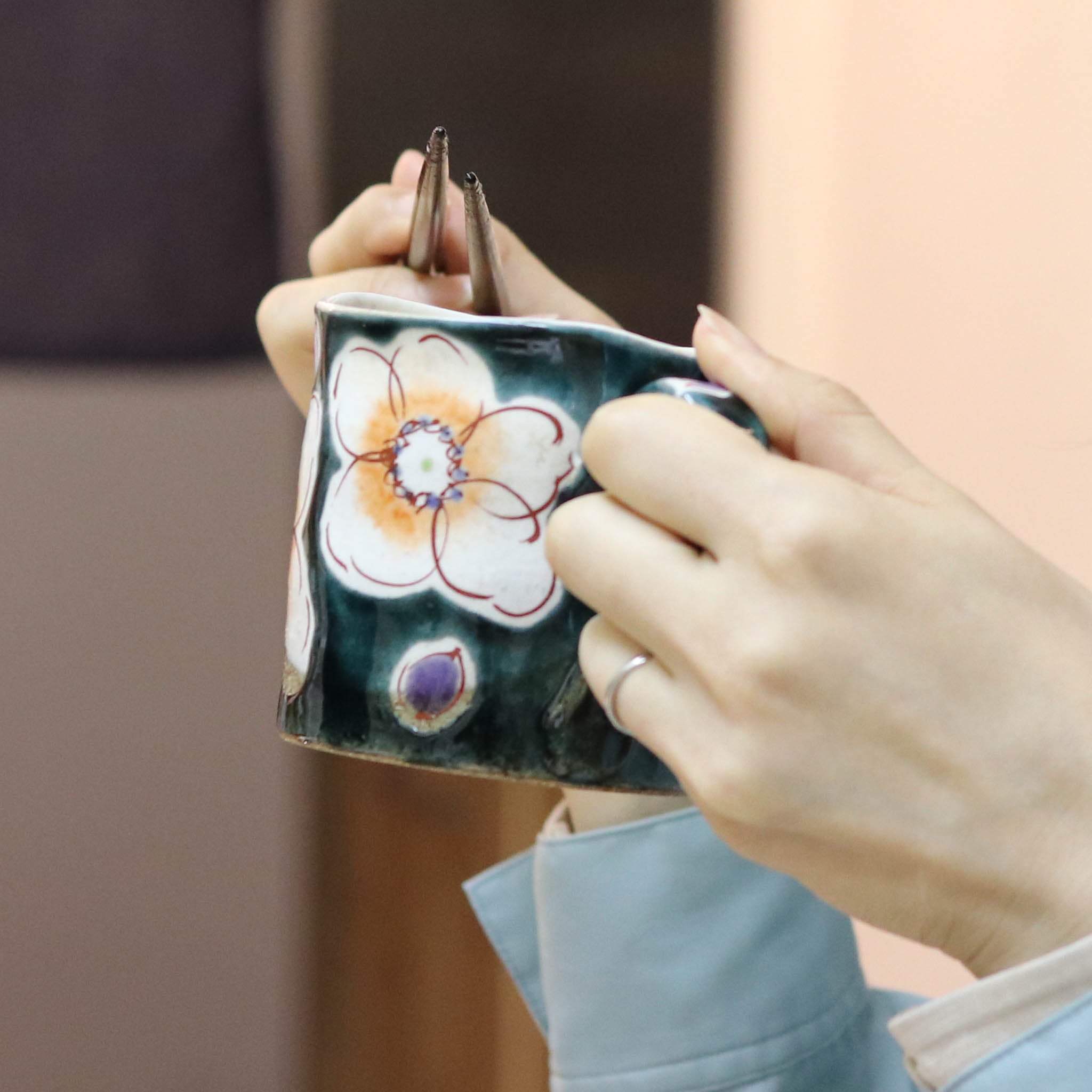 九谷焼 | マグカップ | 釉彩花うらら | 虚空蔵窯