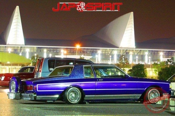 Chevrolet Caprice Coupe Lowrider, Metalic blue color at night