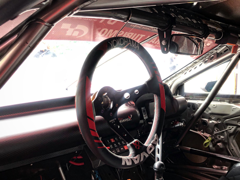 T And E ADVAN x VERTEX Racing 90mm Deep 330mm Steering Leather