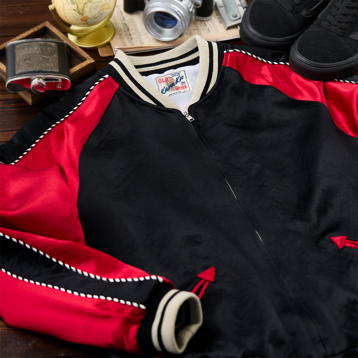 STAY TRUE」刺繍ワッペン コーデュロイ切替裏フリースストライプシャツ