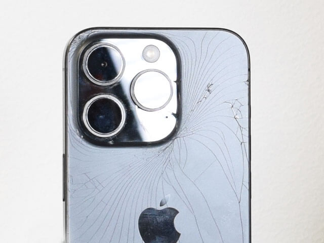 画面割れ・壊れたiPhoneも高額買取!【イオシス買取】