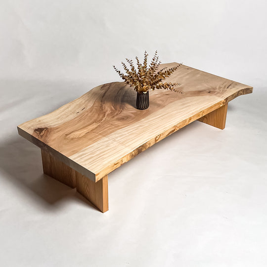 栃一枚板ローテーブル｜鬼童銘木（KIDOMEIMOKU） – 【公式】鬼童銘木