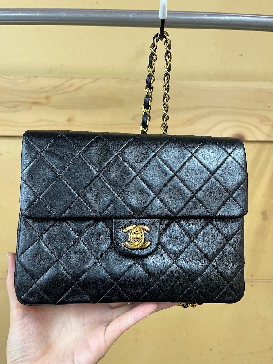 CHANEL（シャネル）-マトラッセ-リカラー補修【Before/After】 | 革