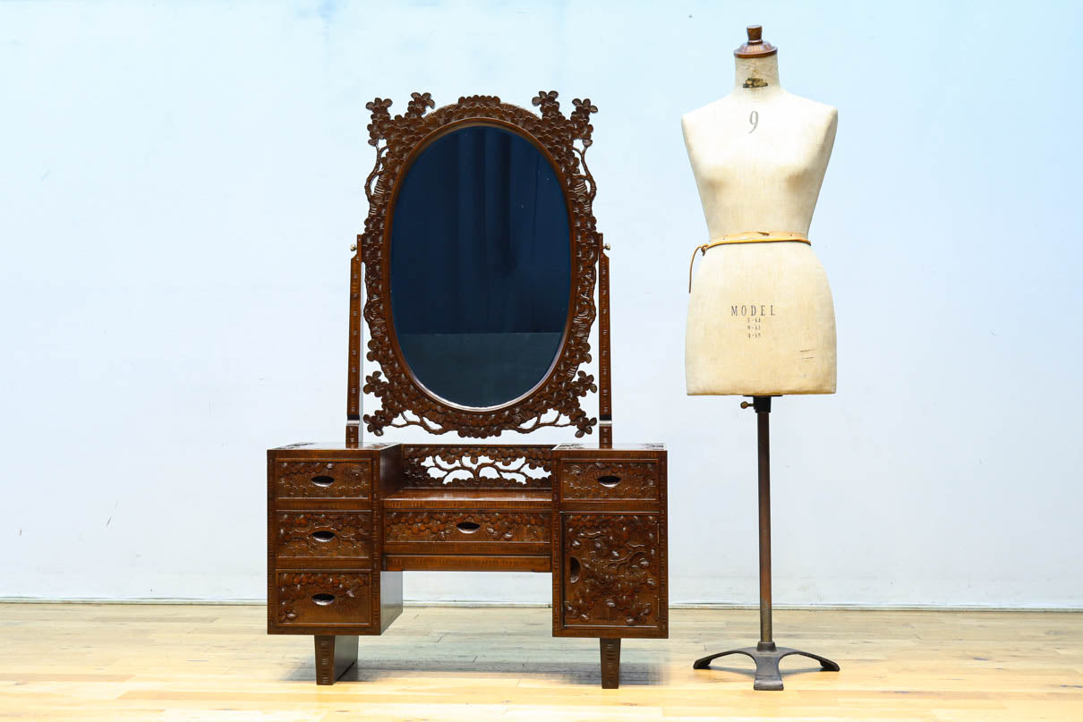 桜の彫刻模様で華やかな軽井沢彫鏡台 BB3145 – 古福庵 [ KOFUKUAN