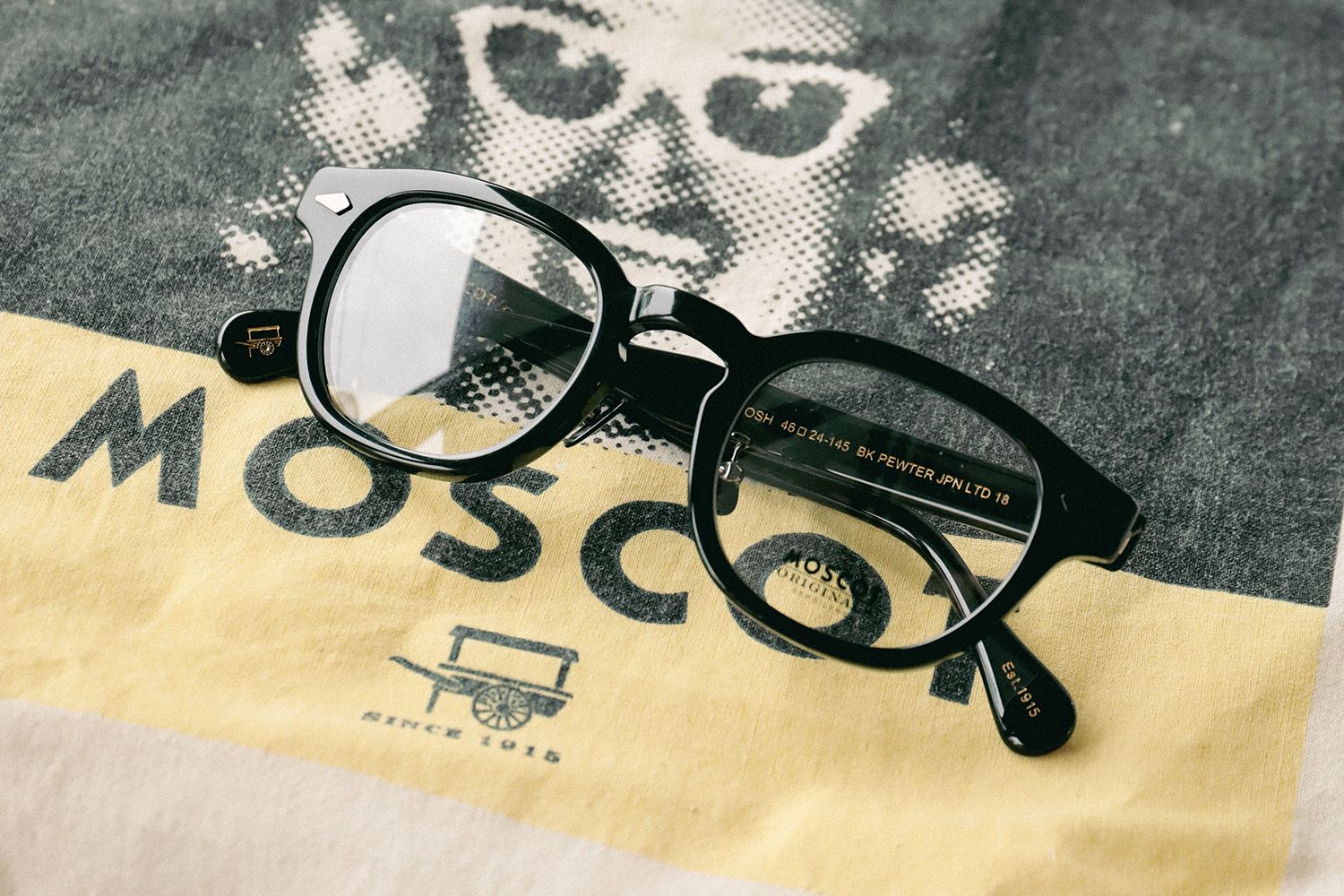 日本限定】MOSCOT LEMTOSH JPN LTD 18｜静かに印象を整える、大人の