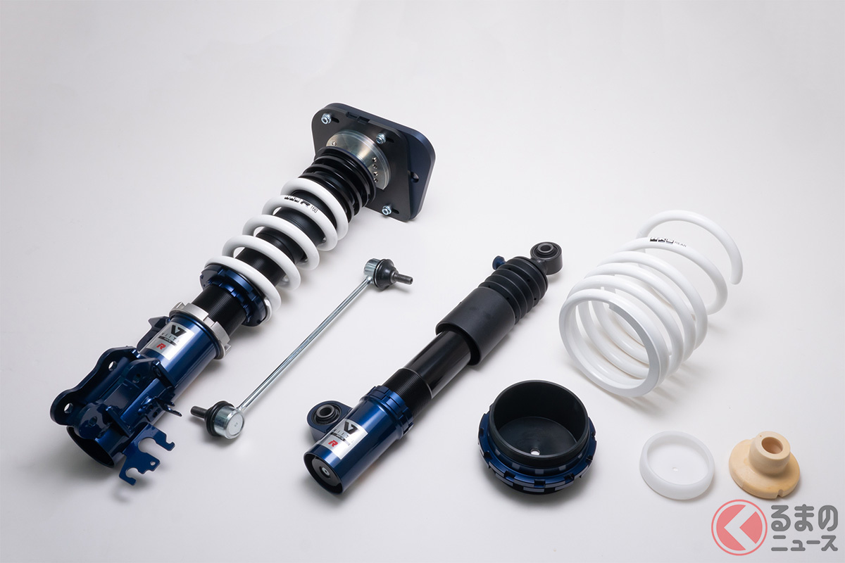 アバルト595用のサーキットスペック車高調が登場！ HKS「VIITS