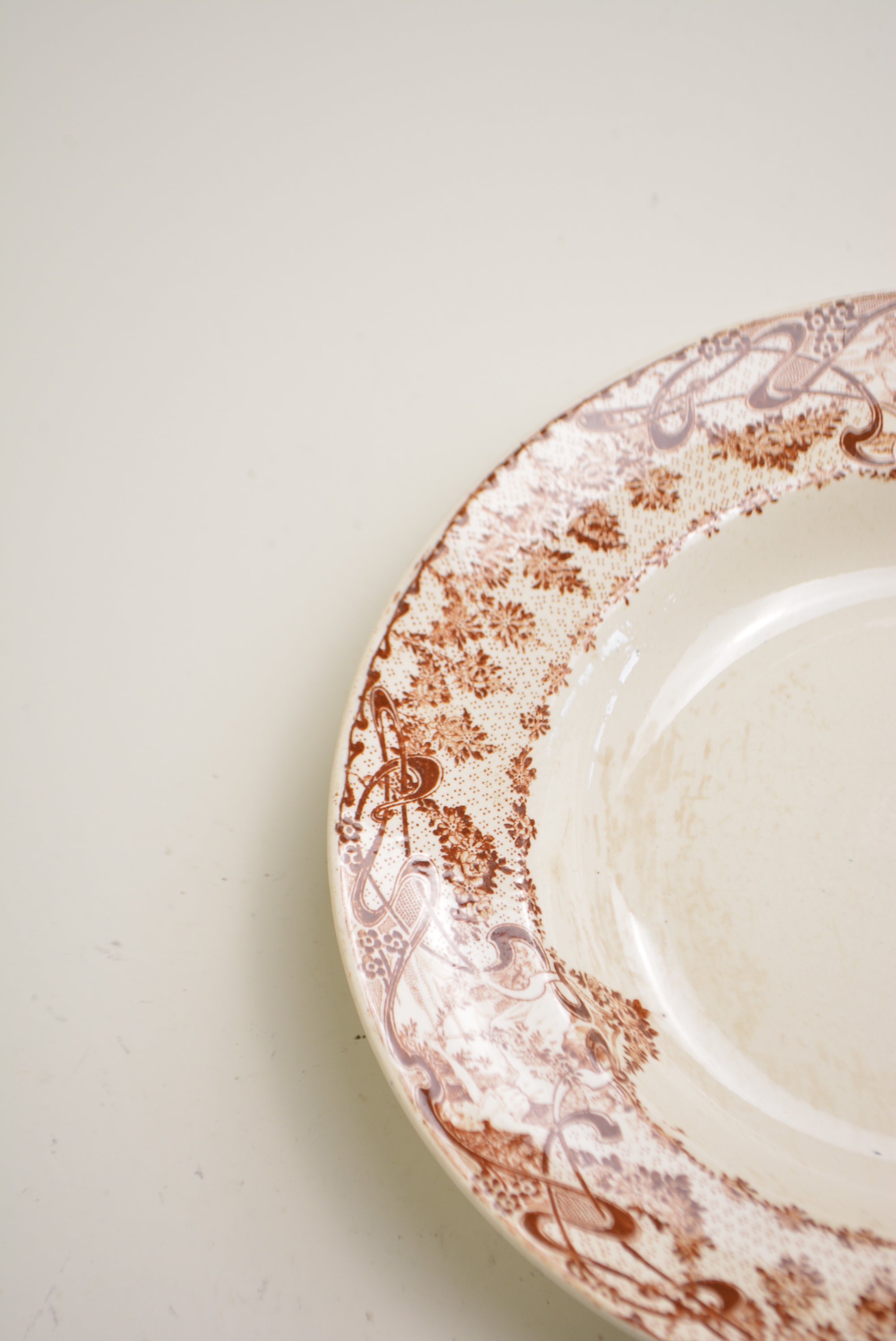 クレイユ エ モントロー スーププレート C /フランスアンティーク