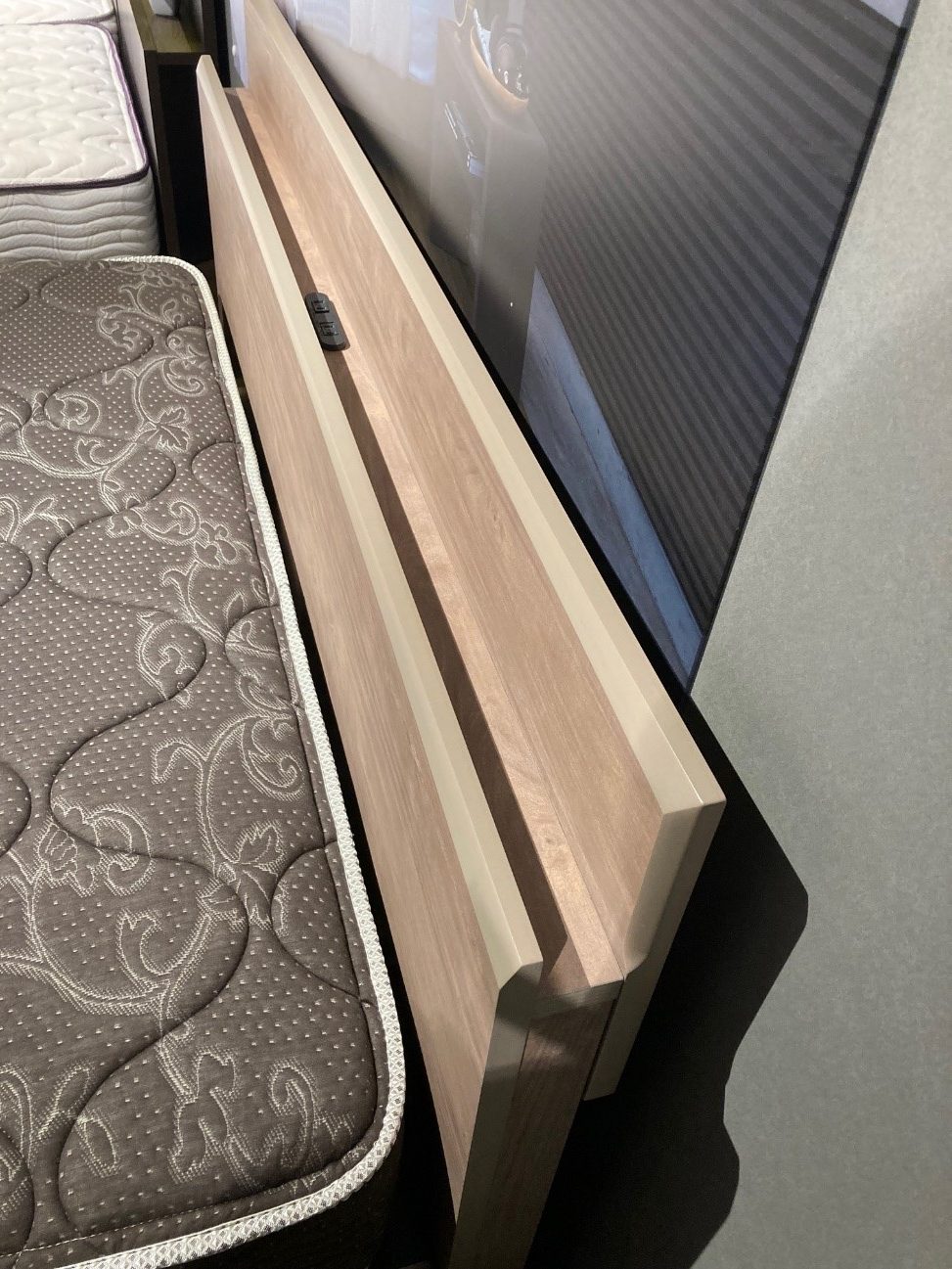 SIMMONS（シモンズ）【グランゲート】 | LAPIAS万代家具 | 愛知県一宮