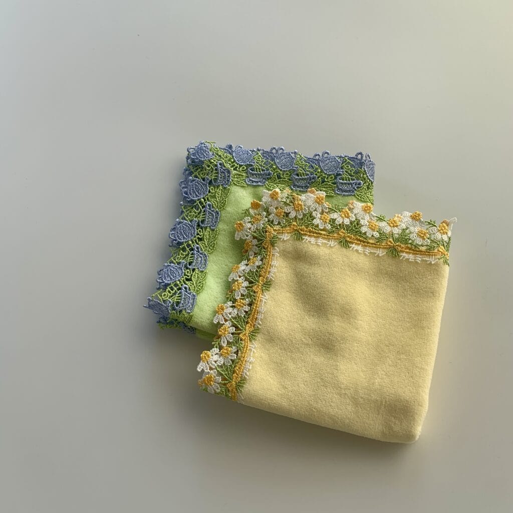 初めての近沢レース｜タオルハンカチ＆ソックス | LEE