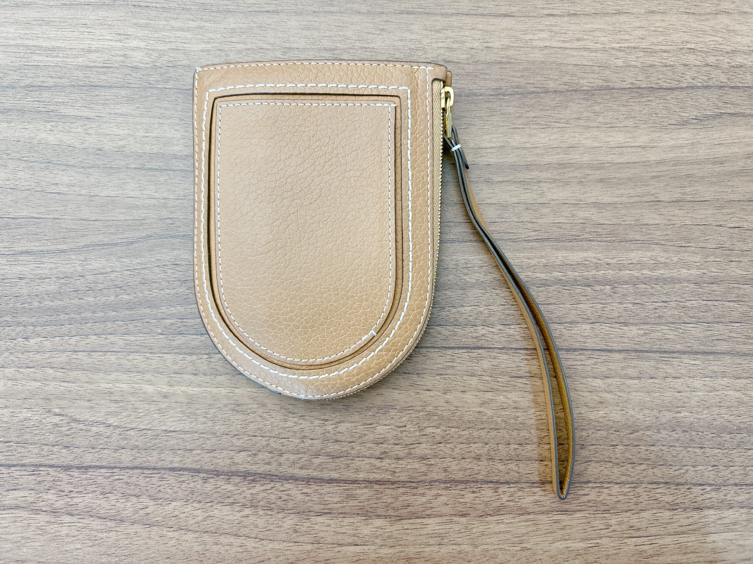 ミニ財布】ロエベのコインカードホルダー、コム デ ギャルソンのがま口