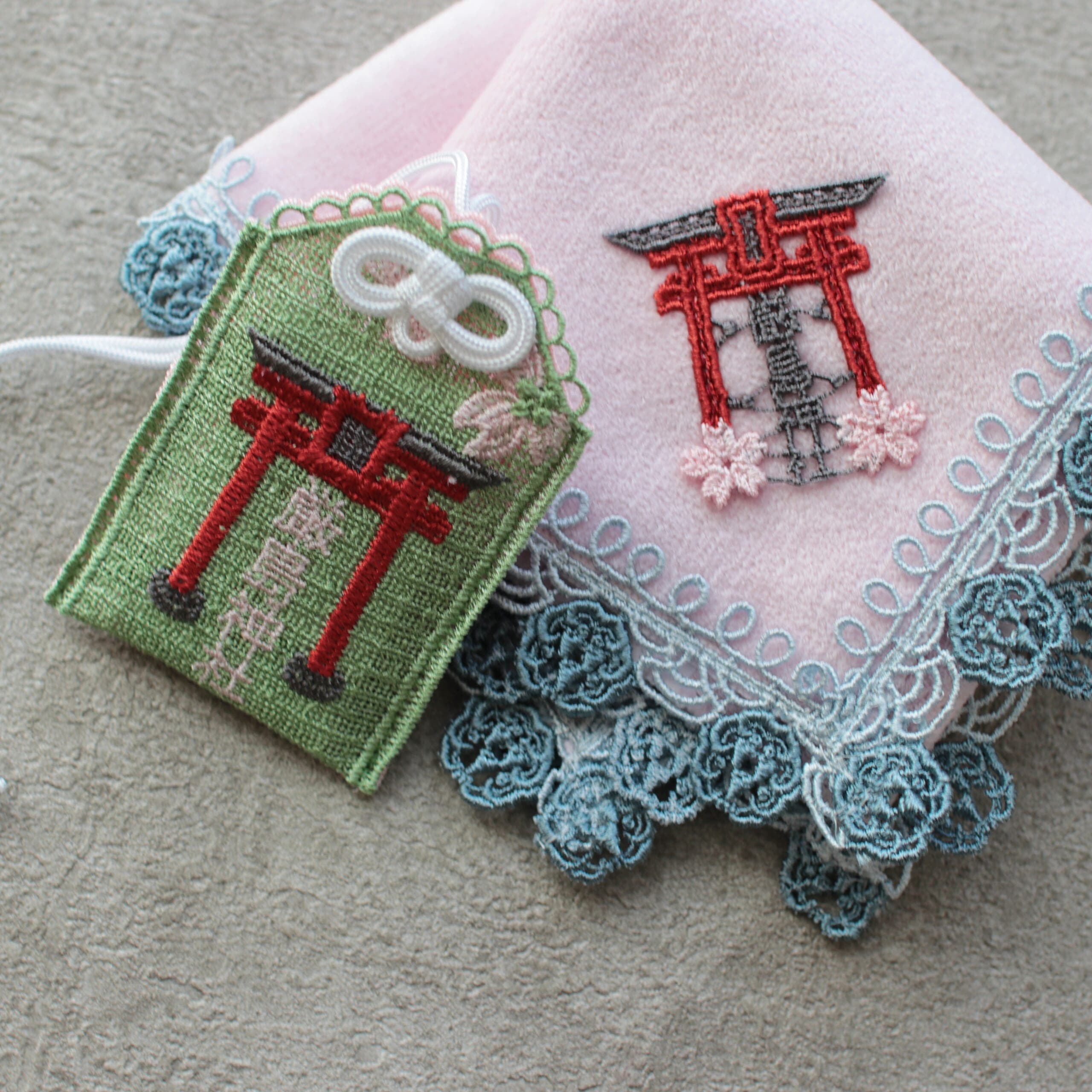 ハローキティ×近沢レース店×ユナイテッドアローズ】コラボハンカチ