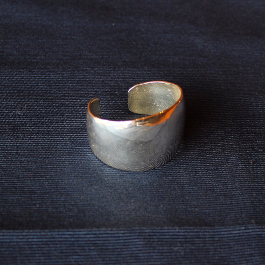 accessories mauさんの毎日付けたいシルバーバングル | LEE