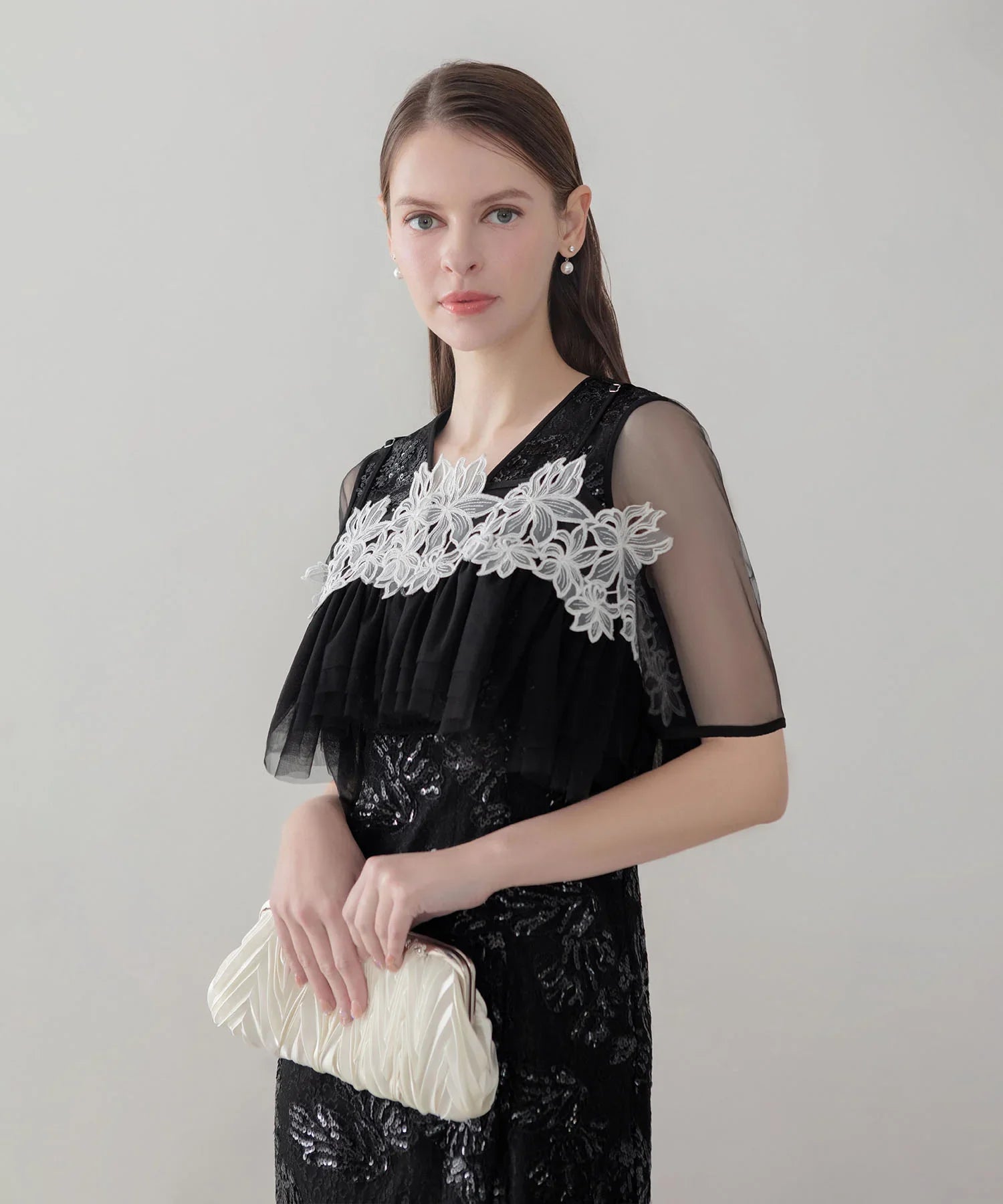 当日発送】レースフラワースパンコールエンブロイダリービスチェI