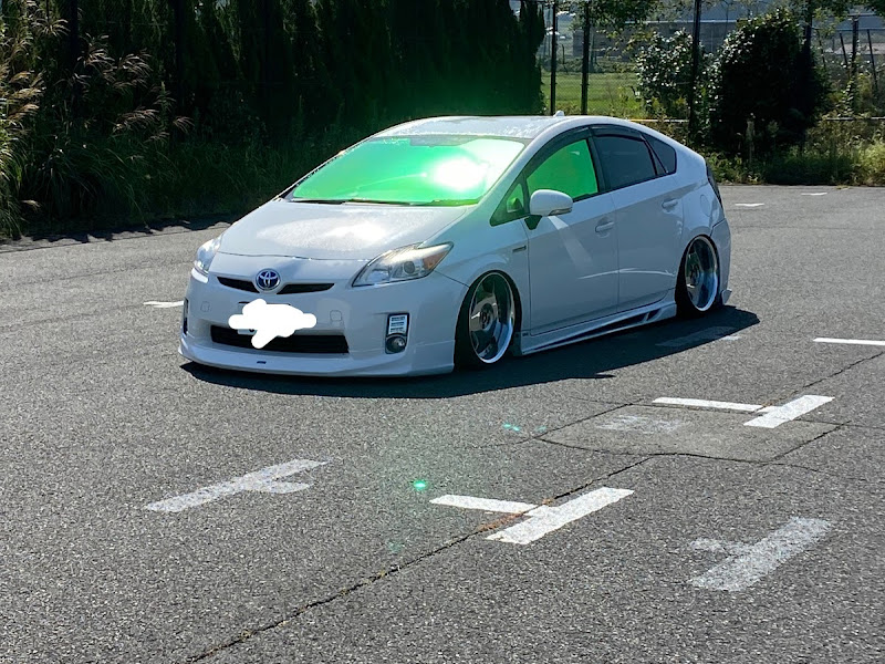 プリウスの30プリウス・エアサス・目指せ着地・エアサスはモテるらしい