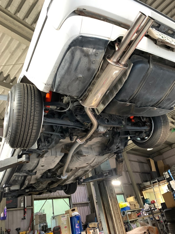 クレスタのなにわ管・ウールレスに関するカスタム事例｜車のカスタム