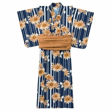 ひとりで着られる」「お祭り映え」「5170円」しまむらの “キャミワンピ