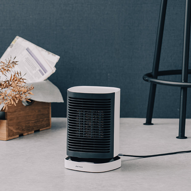 首振り機能付 セラミックヒーター&ファン PBAWA001 | plusmore(プラスモア)
