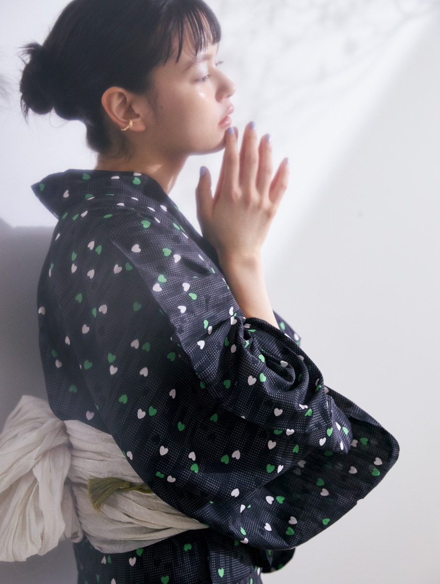 2021 YUKATA collection 4デザインの浴衣とリボンマスクのセット