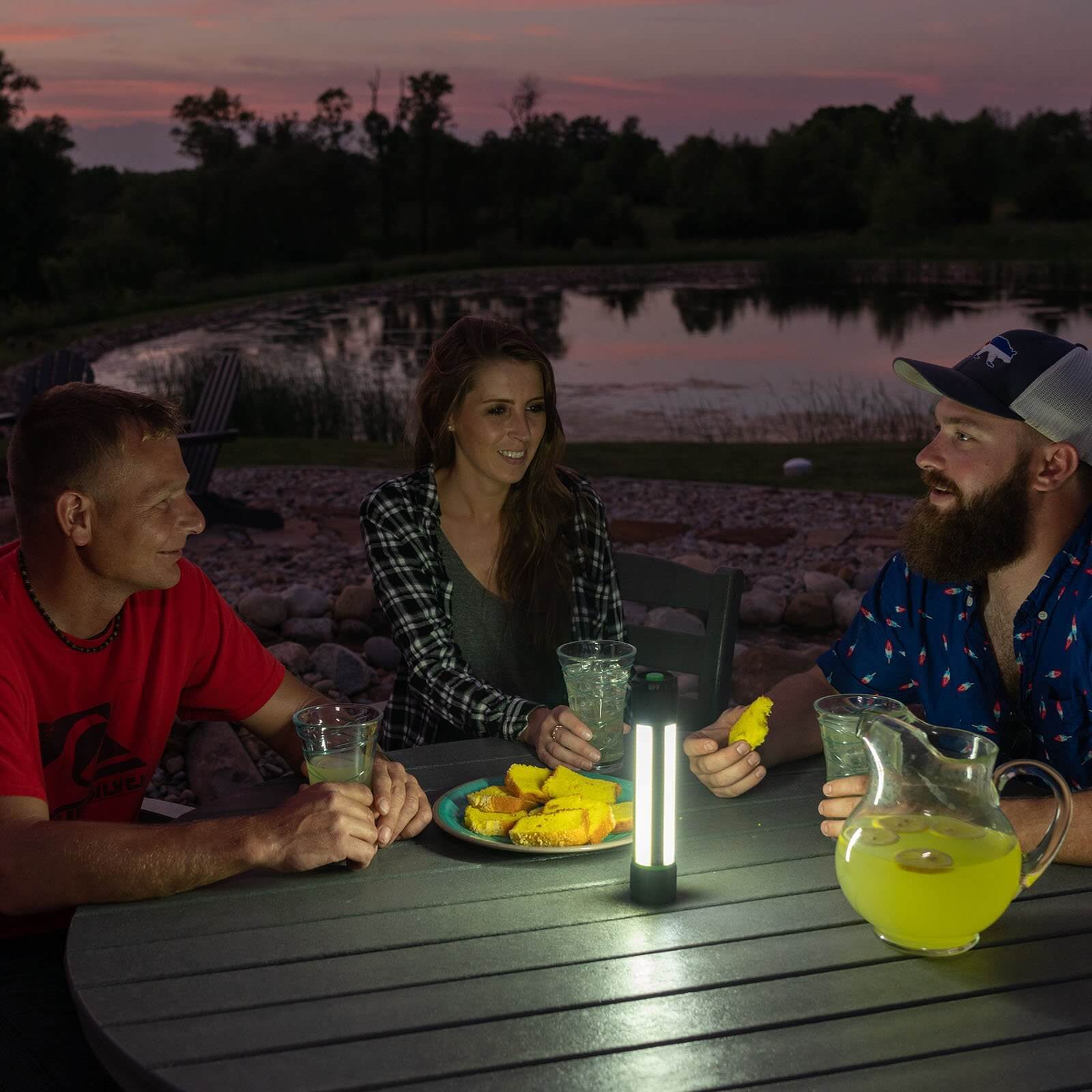 Kodiak® Rechargeable Kuadrant® 2000 Lumen COB LED Lantern - LitezAll