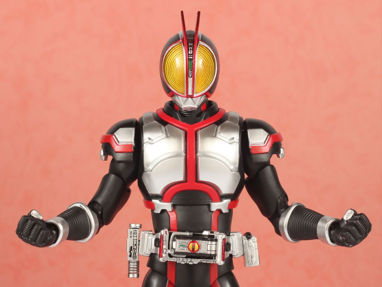 レビュー】S.H.Figuarts 仮面ライダーファイズ 真骨彫製法 : dark's toy