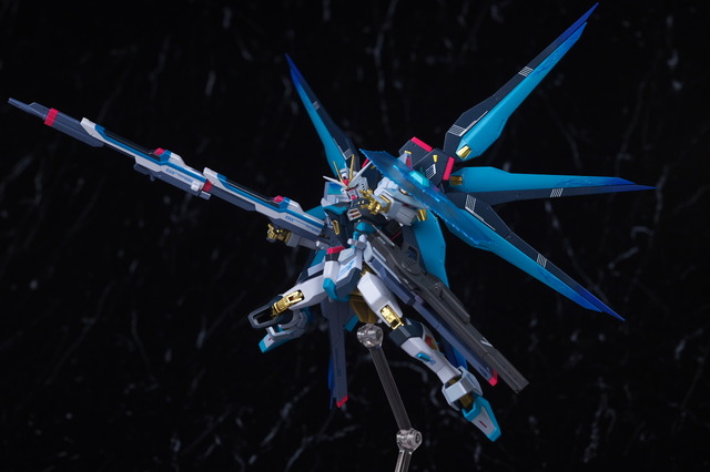 METAL ROBOT魂 ストライクフリーダムガンダム弐式 ［初音ミク Ver