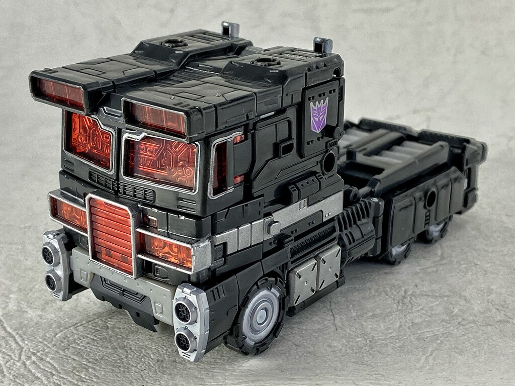 トランスフォーマー WFC-16 ネメシスプライム レビュー : えるけーえぬ