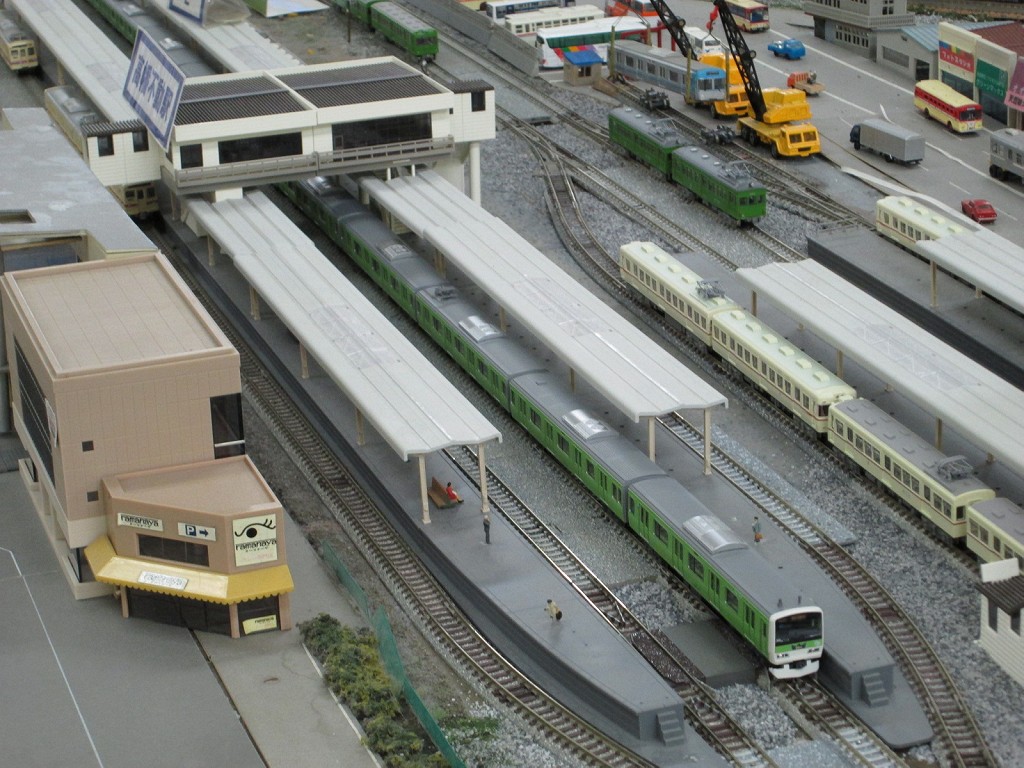 Nゲージ みどりの山手線ラッピングトレイン リラックマ仕様（2014/02