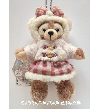 ダッフィーのウィンターホリデー2019 ぬいぐるみバッジとストラップ