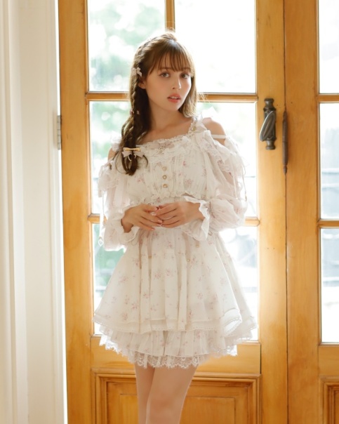 オフショルシフォンセットアップ ｜ LIZ LISA（リズリサ）公式通販