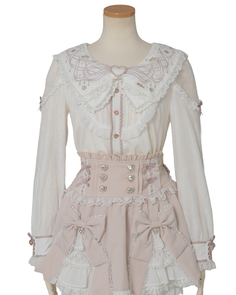 ジュエリーリボン刺繍セーラーリブトップス ｜ LIZ LISA（リズリサ