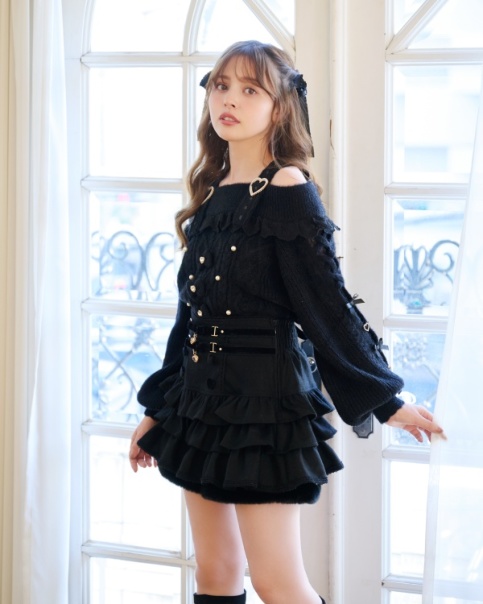 裾ファーフリルスカパン ｜ LIZ LISA（リズリサ）公式通販 ｜ Tokyo