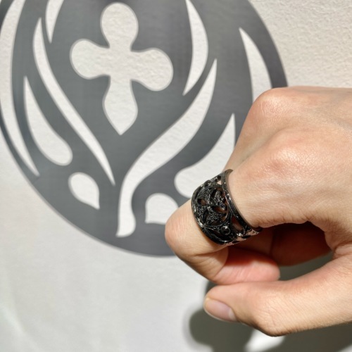 SMALL FANCY CROSS WRAP COLLECTION RING / SILVER / BLACK ZIRCONIA