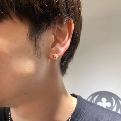 CRESCENT MOON PIERCE 18k Yellow Gold / DIAMONDS PIERCED EARRINGS