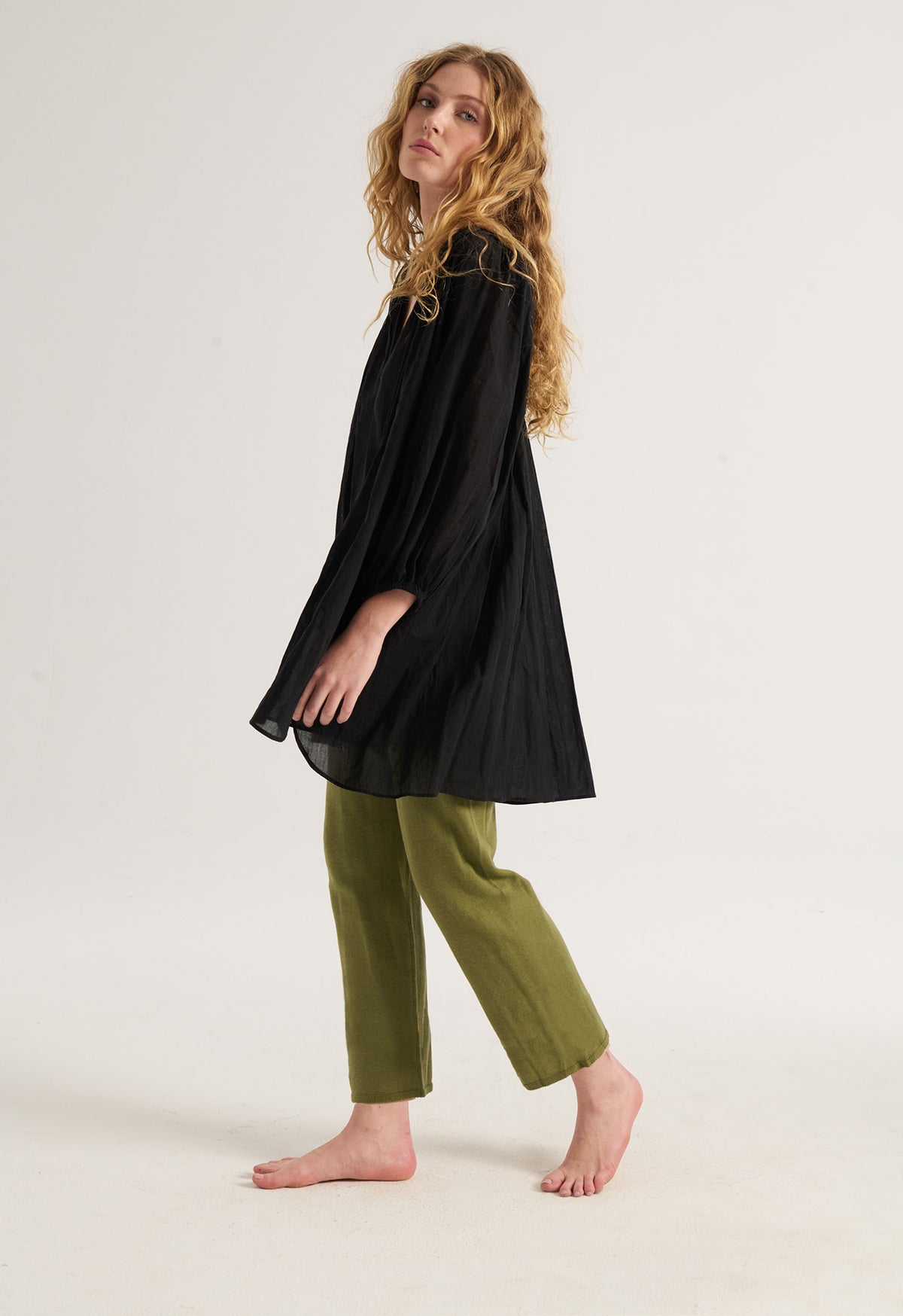 Peasant Tunic in Black – Loup Charmant