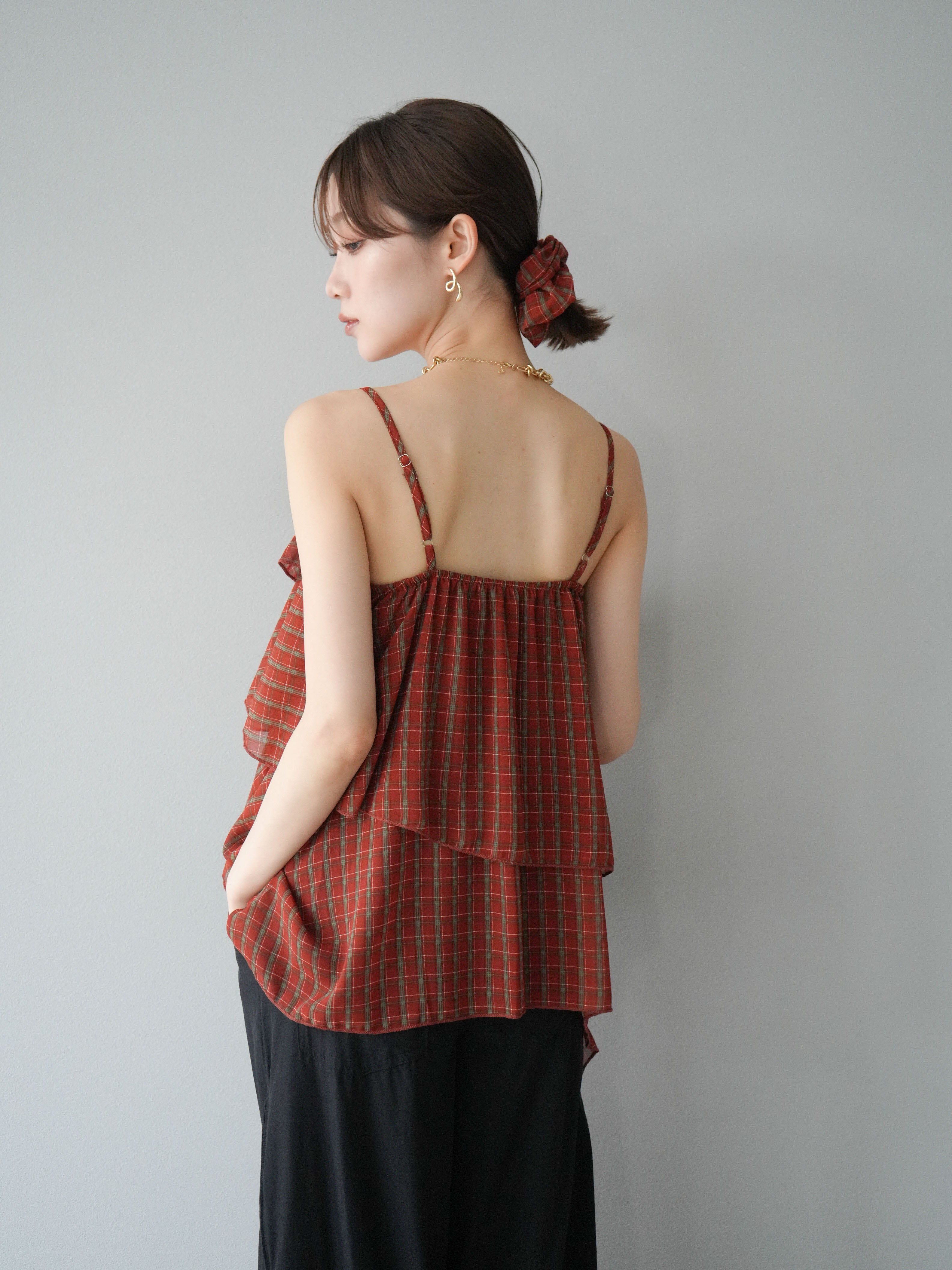 予約]チェック柄ラッフルキャミソール/レッド – Lumier