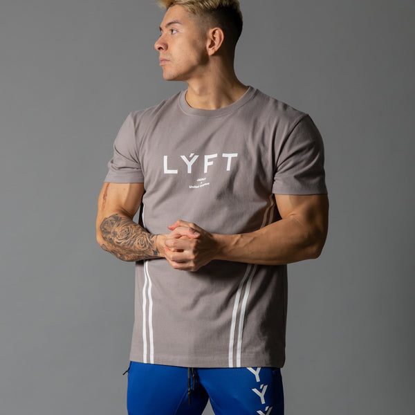 11__0003s_0001s_0000_A22A4174-