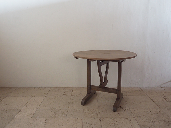 フランス アンティーク ラウンドテーブル ワインテーブル | MANSIKKA