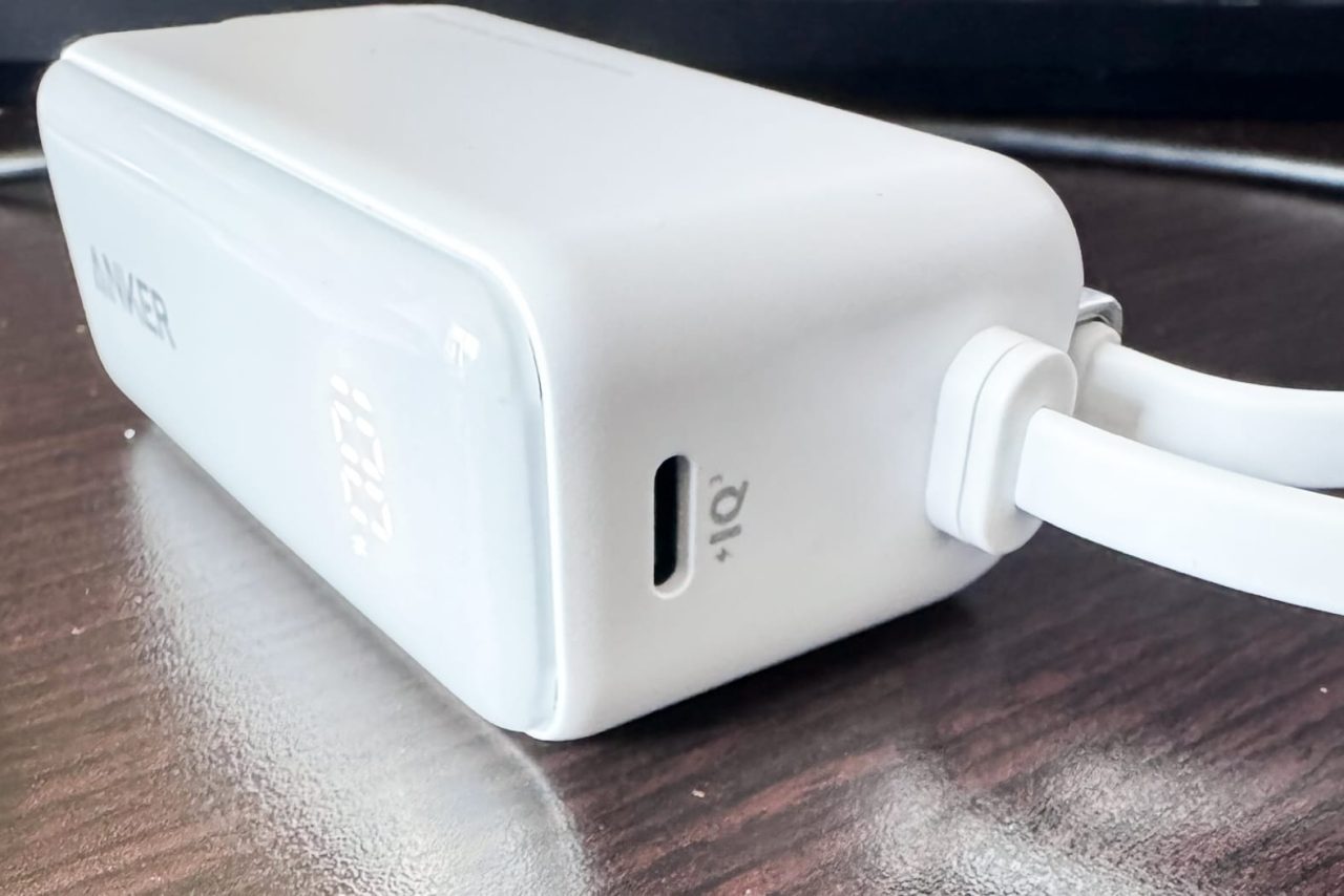 Anker 3-in-1 Power Bank (30W, Fusion, Built-In USB-C Cable) REVIEW