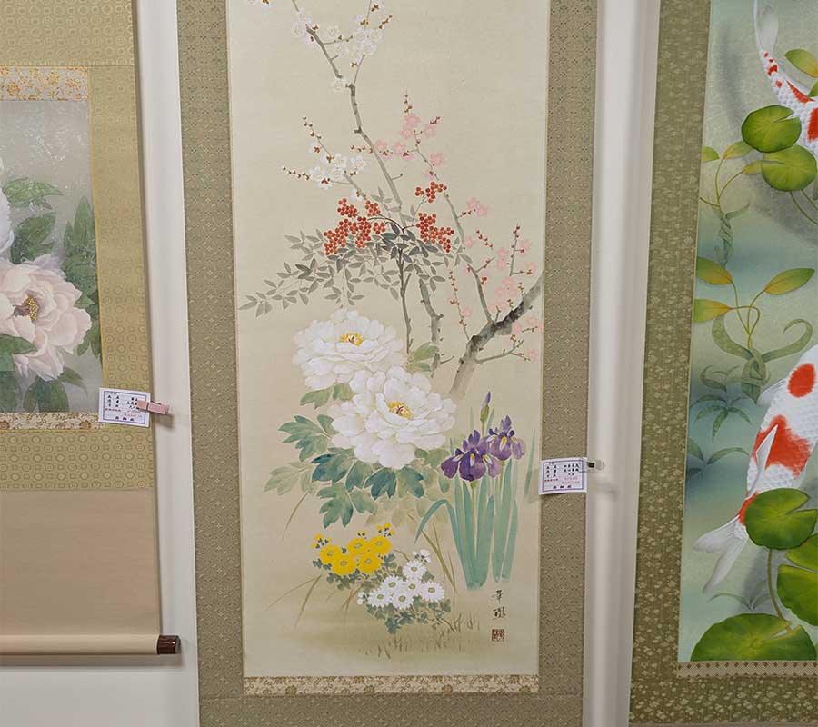 掛け軸と床の間の魅力: 福井に根付く日本伝統の空間づくり – 人形の孫