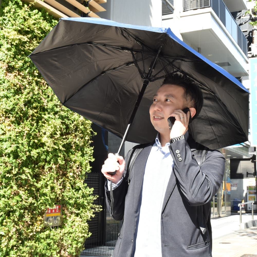 ファンで涼む新しい日傘「折りたたみファンブレラ」 | 【公式