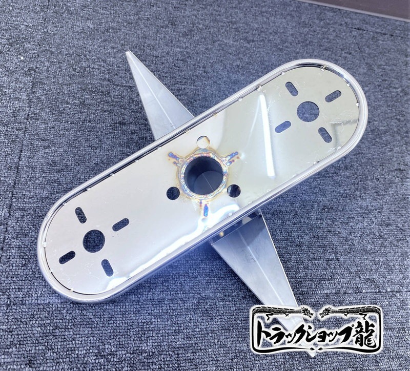 オリジナル 鏡面ステンレス 【17.5インチ】 一文字型 ホイール