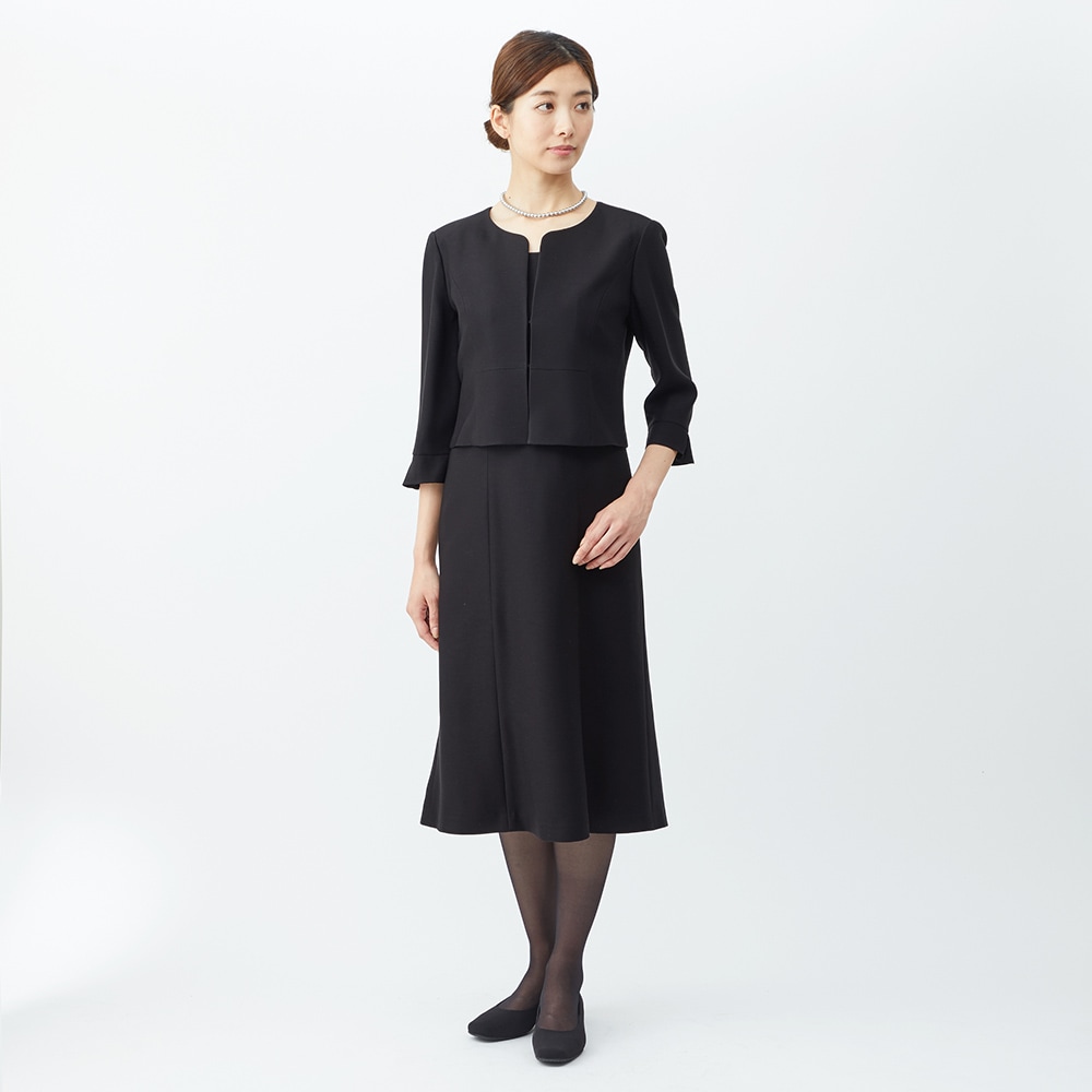 高級】[商品番号1003303] 漆黒トリアセテートのノーカラージャケット