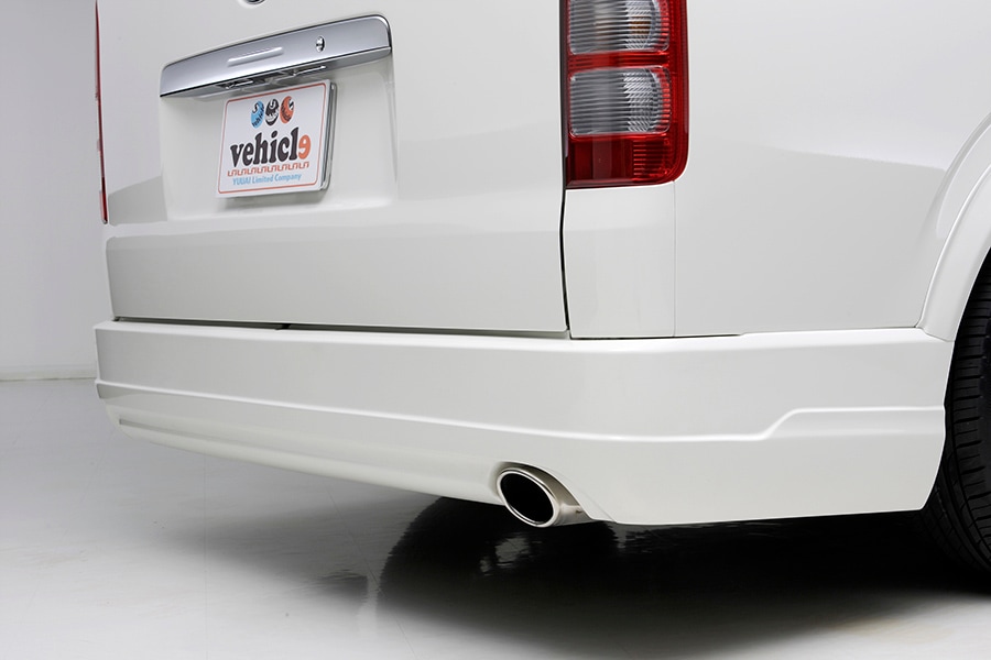 ハイエース200系 専門店 ユーアイビークルのハイエース Forbito リア