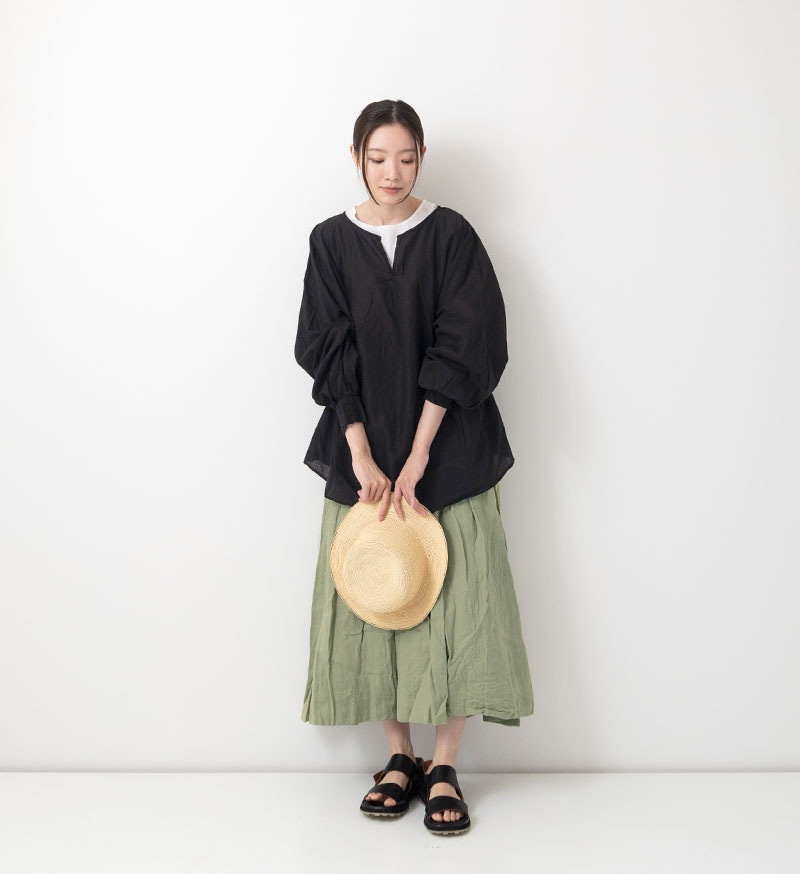 【美品】イノセントワールド ティーポットブラウス Innocent World｜野に咲く薔薇のブラウス(再販・新色)