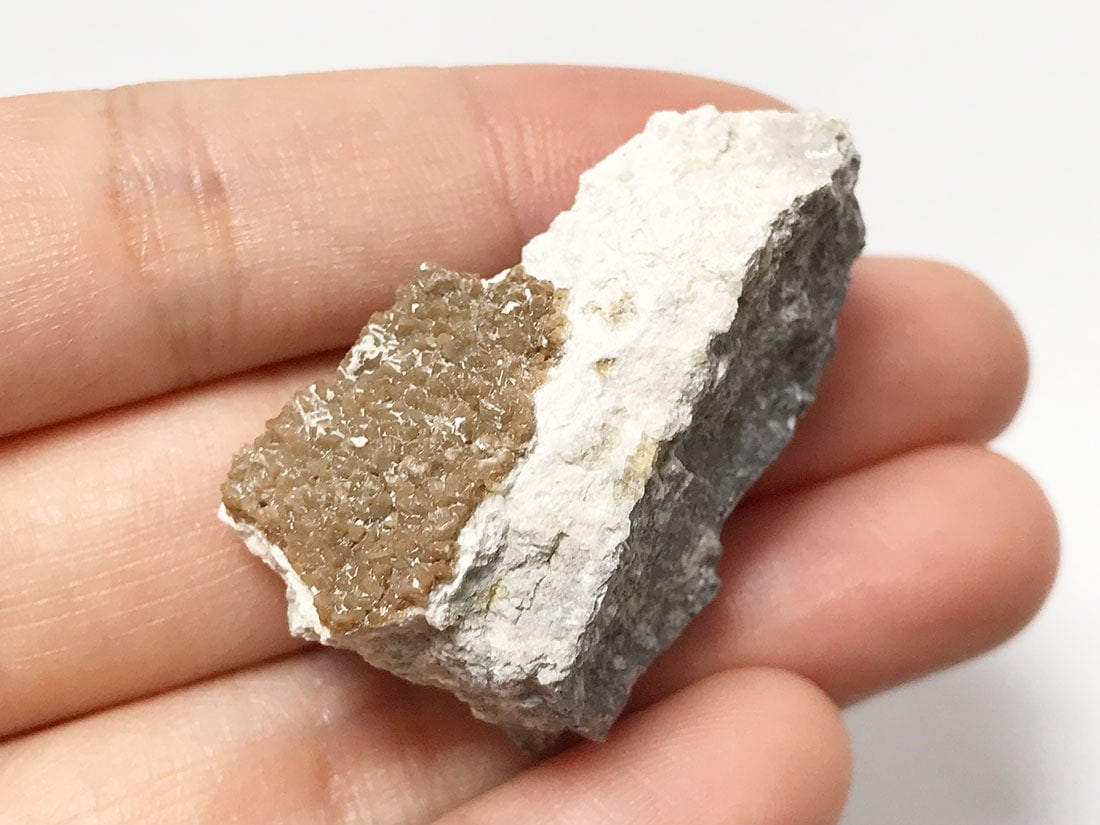 秋田県仙北市田沢湖町玉川温泉産 北投石結晶 (含鉛重晶